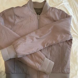 Lululemon non-stop bomber dark chrome